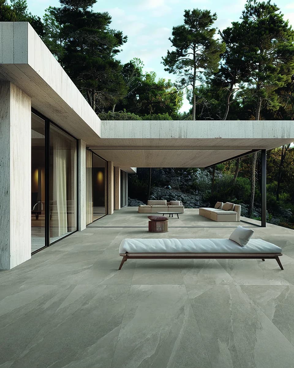 Carrelage extérieur de terrasse Planet — AZER Bain & Carrelage Rennes